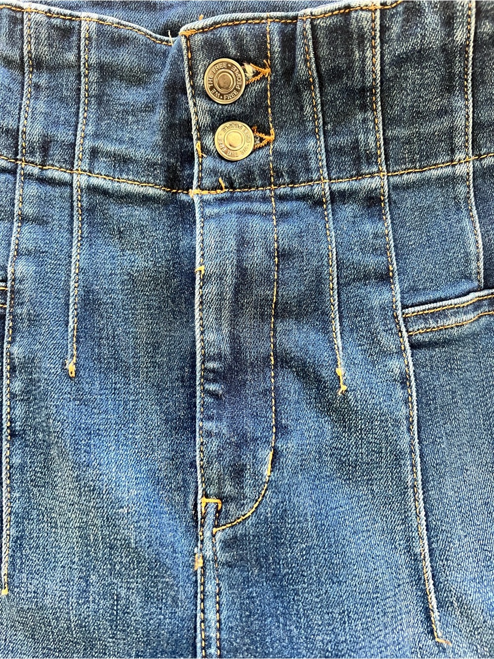 We The Free High Rise Flare Pin-tuck Jeans Flare Jeans Size 26 - Picture 4 of 12